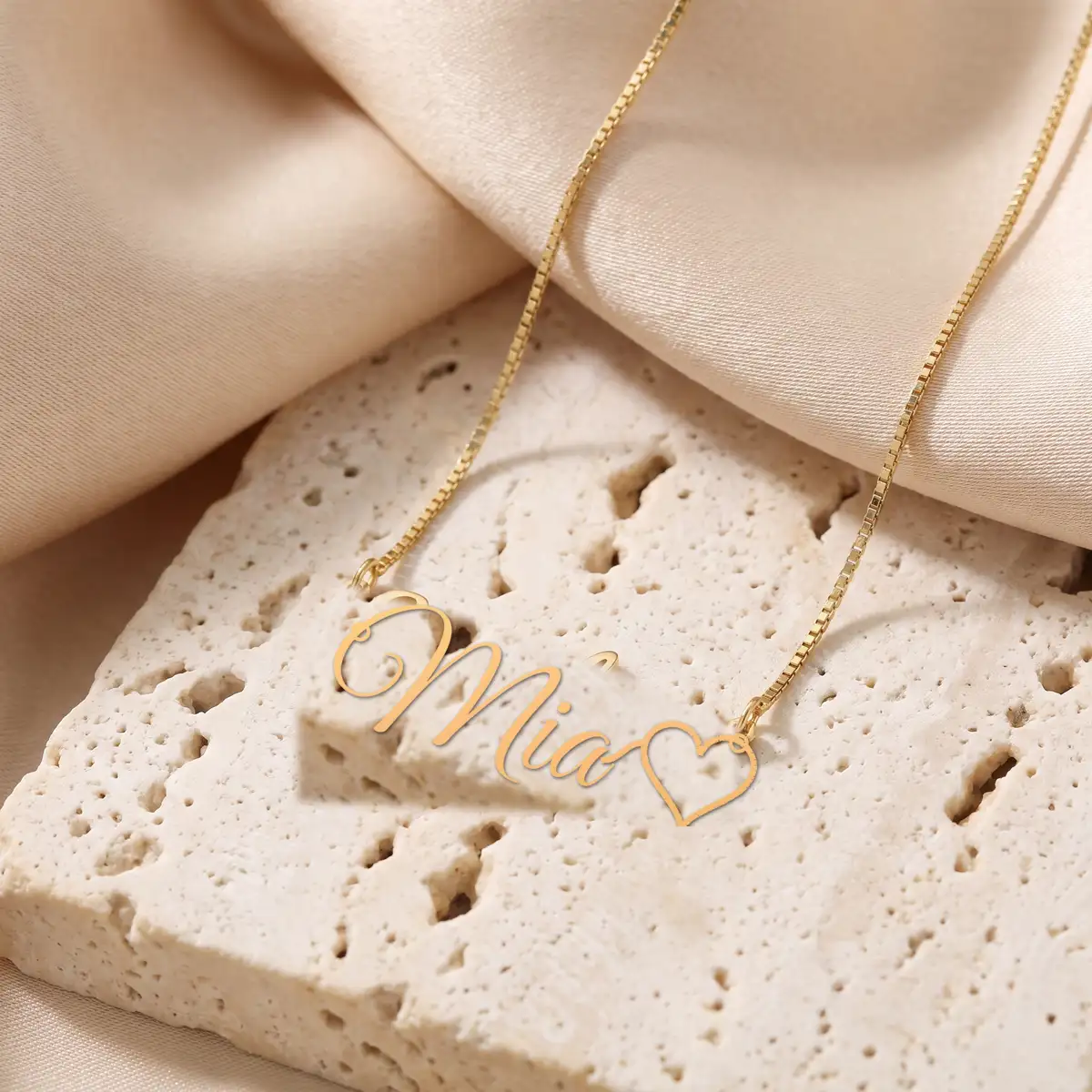 The Signature Cursive Nameplate Necklace • Heart-Tail Edition